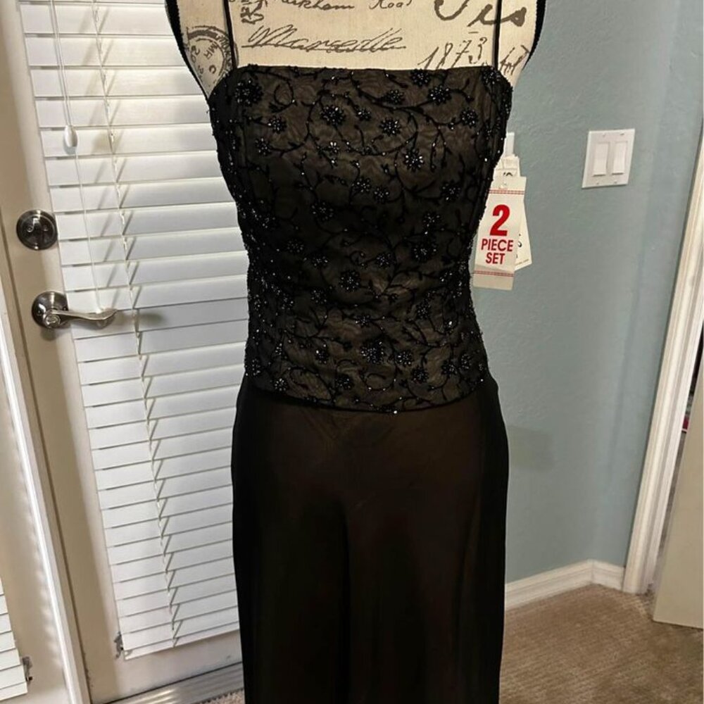 NWT Two Piece formal gown by Blonde Nites by Jaslene. Sz. small.